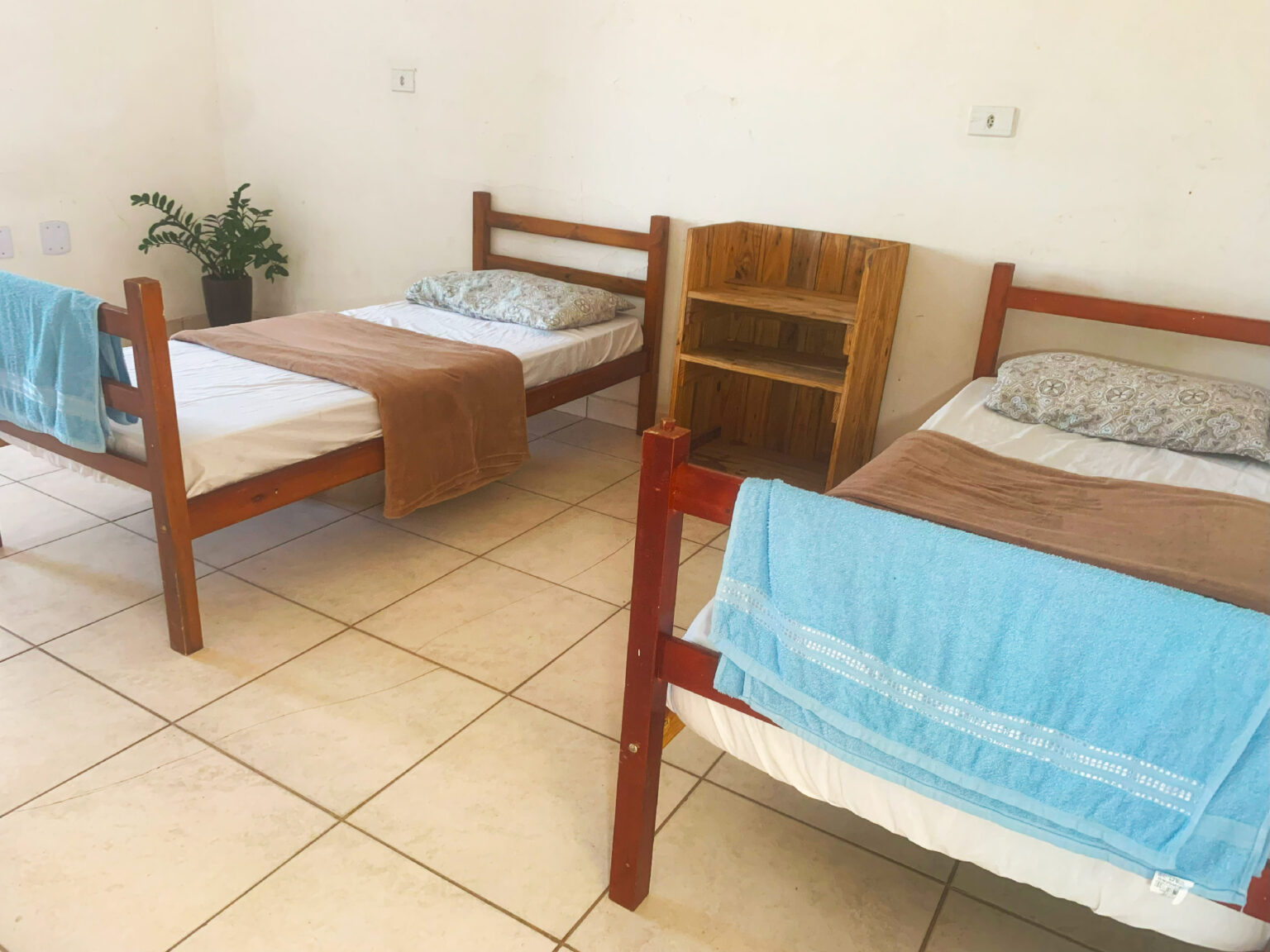 QUARTO 2 CAMAS